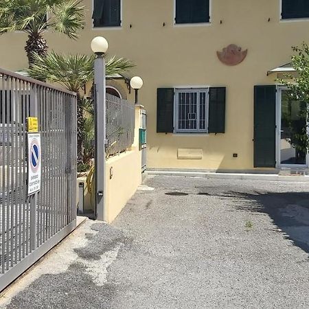 Appartamento La Spiaggia Bordighera Exterior foto