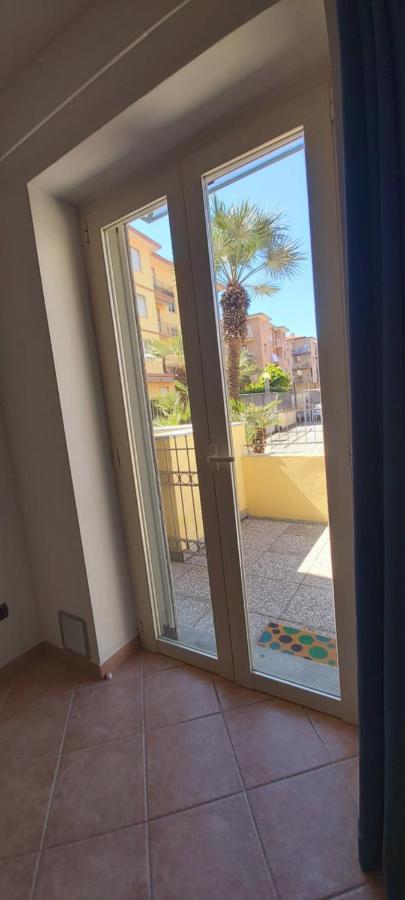 Appartamento La Spiaggia Bordighera Exterior foto