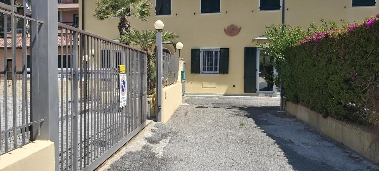 Appartamento La Spiaggia Bordighera Exterior foto